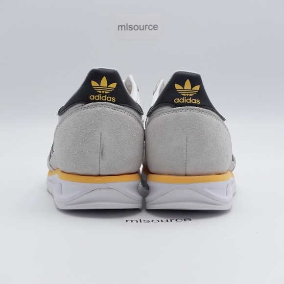 NEW adidas Originals SL 72 RS Suede Sneakers IH8077 - Picture 3 of 14